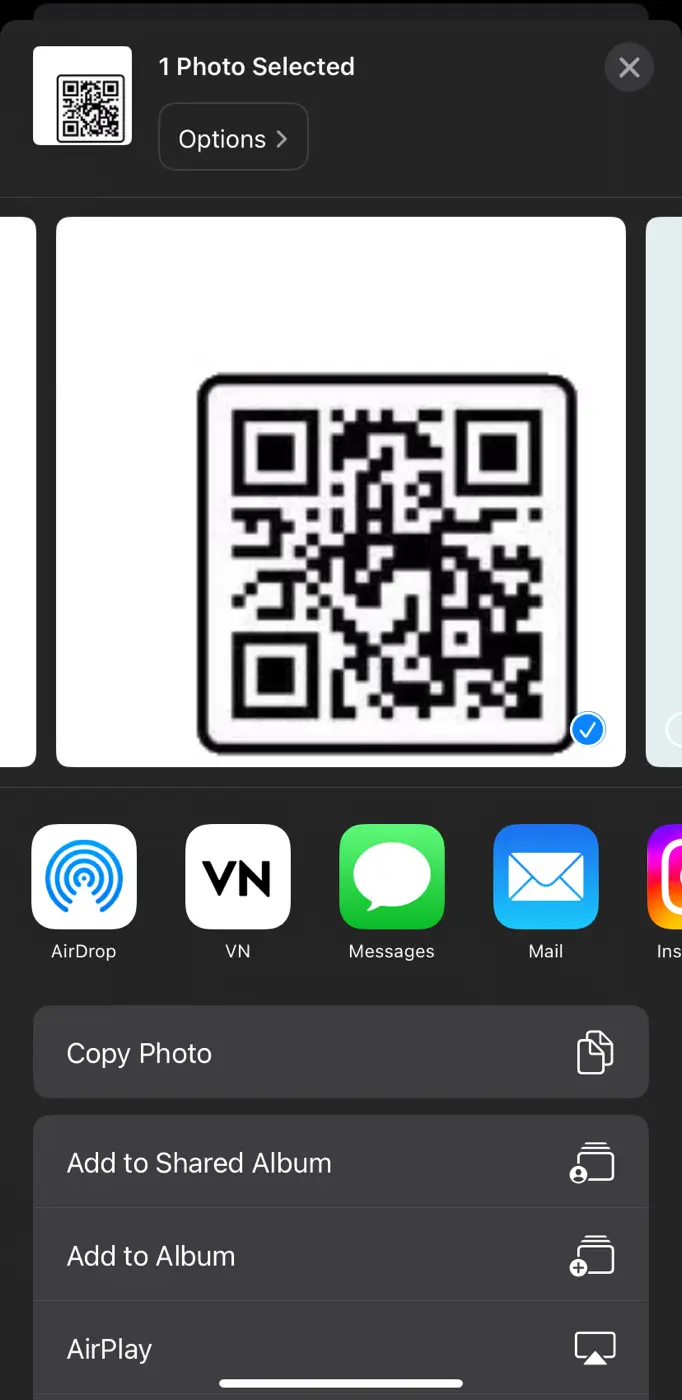 Share QR code to VN from gallery